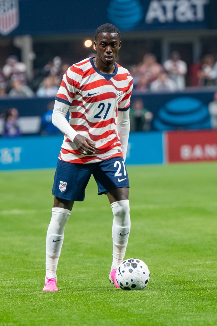 The minutes explain why Pulisic is out, but not why Weah is